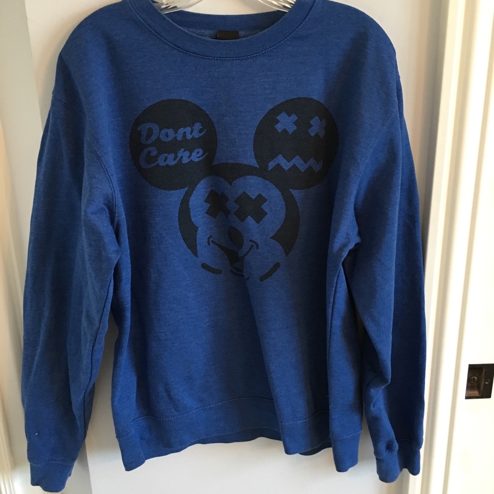 DONT CARE blue crew neck pullover.